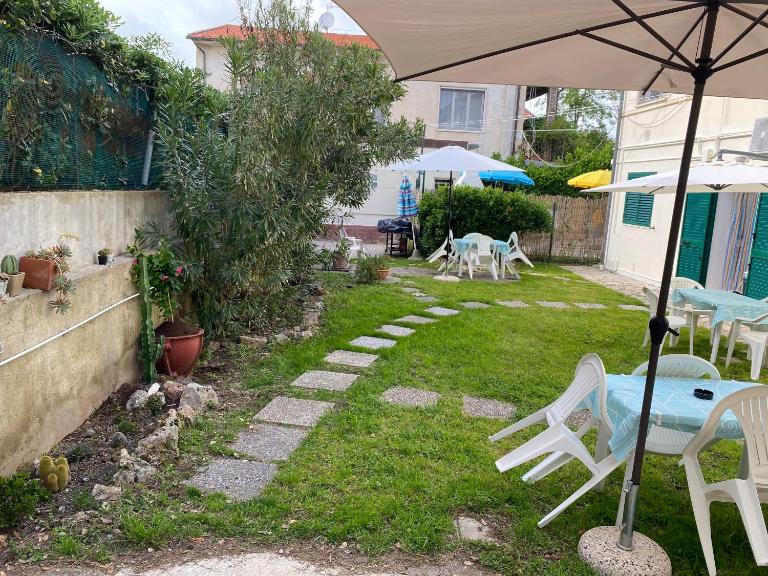 le tre isolette a 200m dal mare - Chambres d'hôtes Marina di Pisa