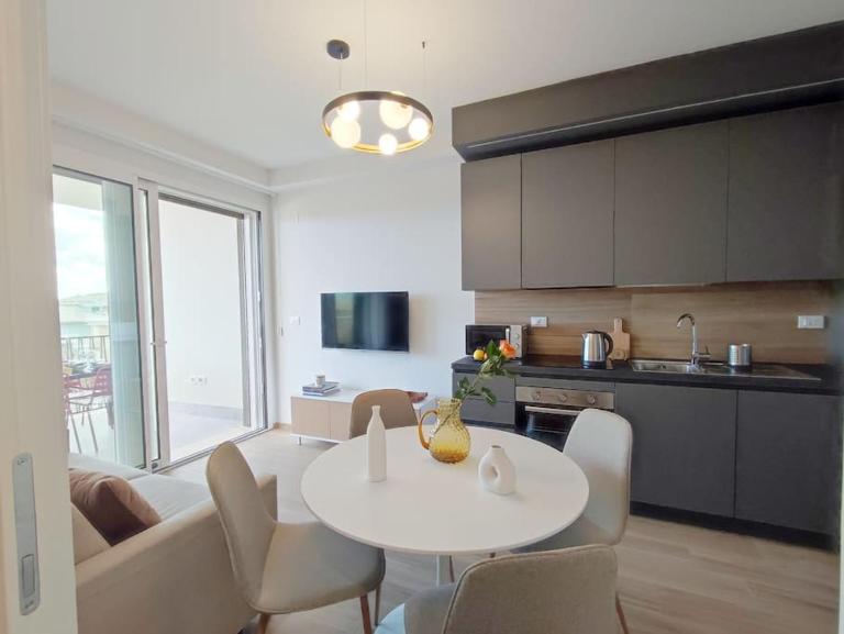 Suite Elegance a due passi dal mare con posto auto - B&B San Benedetto del Tronto