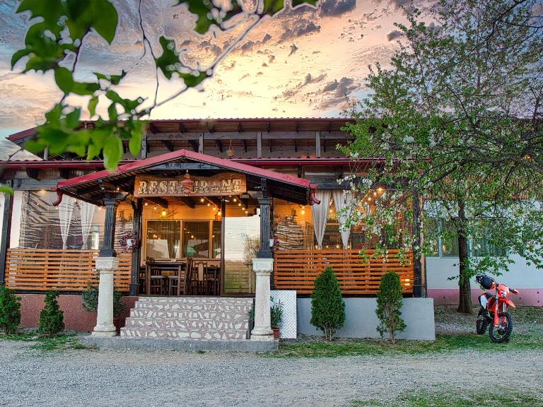 Han Pizza&Pasta - B&B Domneşti