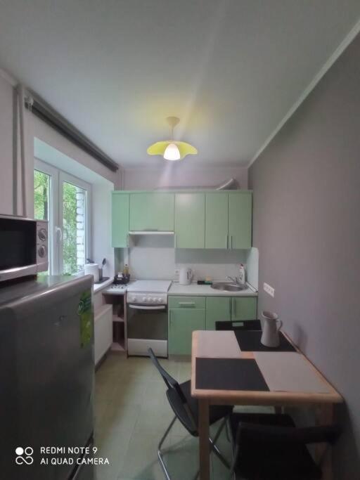 Lillijas iela 5 can stay Free parking Park - B&B Riga