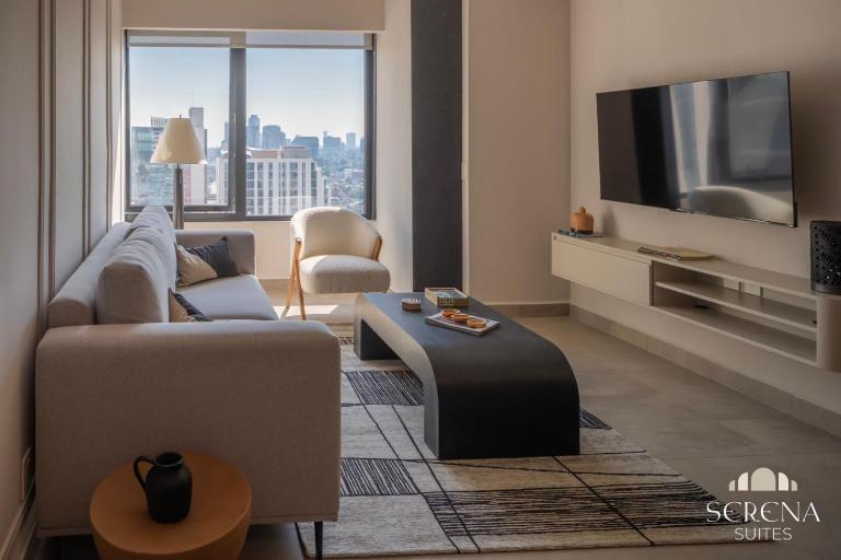 Elegant Condo with Air Conditioning, Pool, Sauna, & Fitness Center in Polanco - B&B Città del Messico