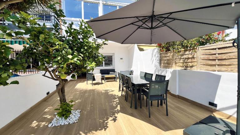 WintowinRentals Exclusive Family Chalet With Terraces And Nearby Beach In Torre de Benagalbón - B&B Torre de Benagalbón