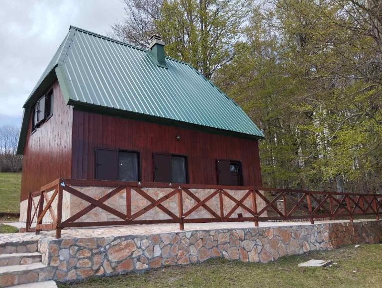 Golden Meadow - B&B Zabljak
