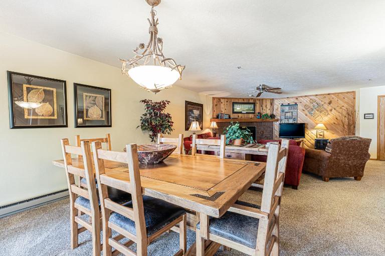 Cimarron 404 by Great Western Lodging - B&B Breckenridge