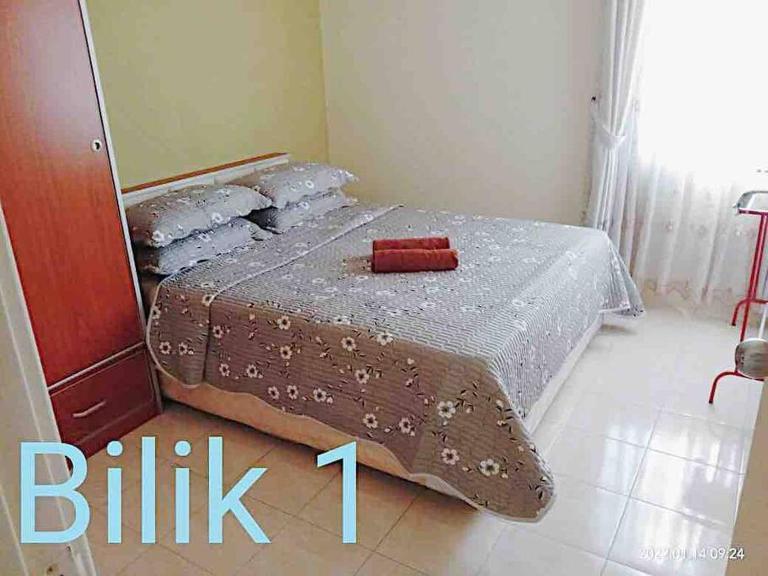 Bukit Merah Tropicana Homestay - Bed and Breakfast Kampong Balek Bukit