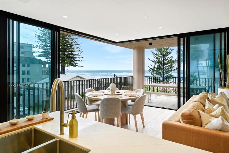Beachfront Luxury Palm Beach - B&B Gold Coast