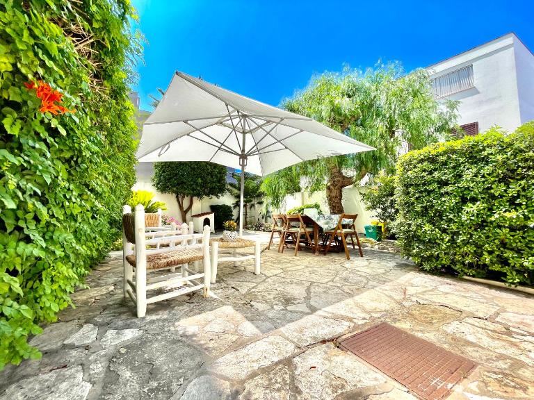 Villa vista mare con giardino e parcheggio - B&B Nardò