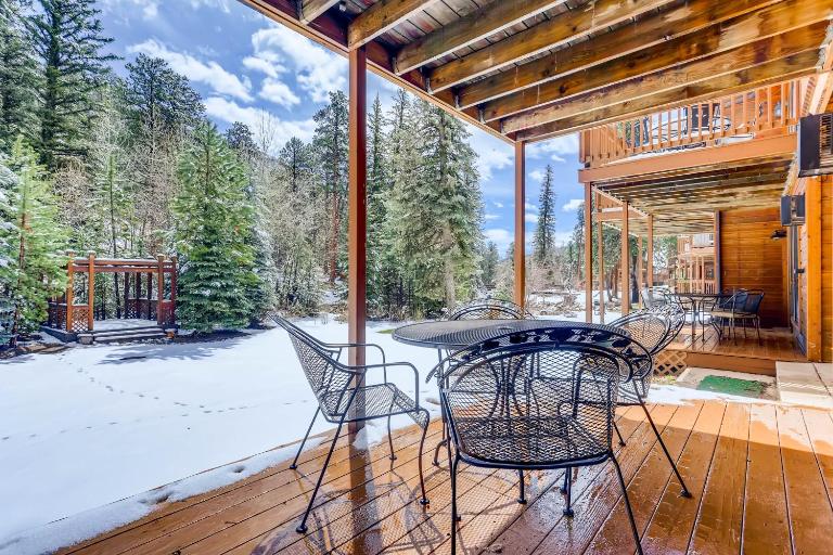 Creekside Suites 01 by Estes Park Condos - B&B Estes Park