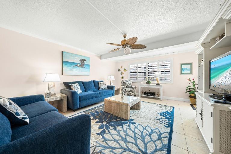 Sea Shell; By Beachside Management - Ferienwohnung Sarasota