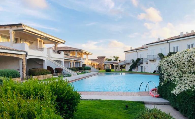 LOTUS Wellness Apartment - Resort Ginestre - Palau - Sardinia - B&B Palau
