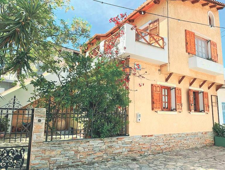 Spacious house, ideal for families - B&B Kórfos