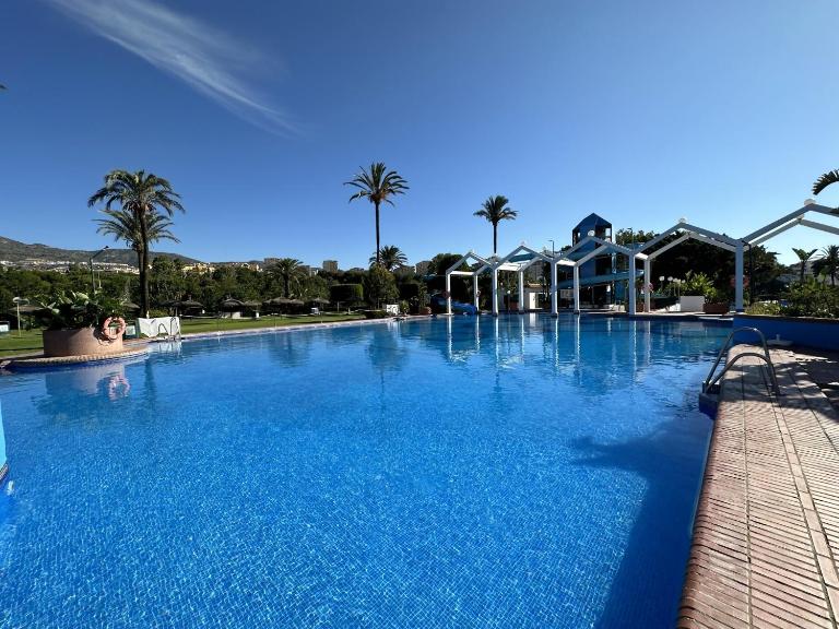 Frontal al mar Benalbeach - Bed and Breakfast Benalmádena Costa