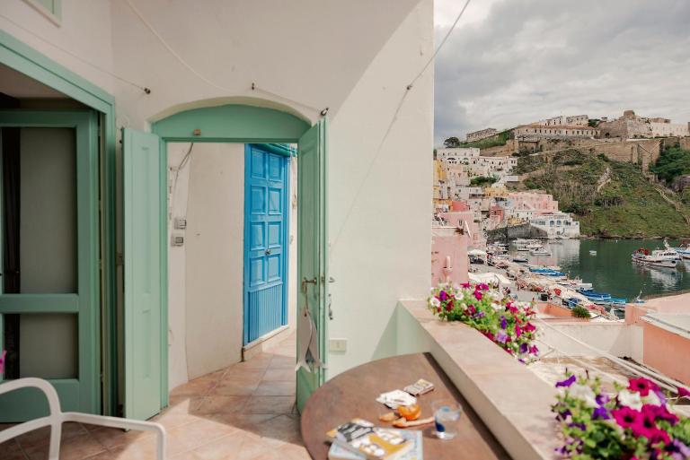 Piscārĭa - B&B Procida