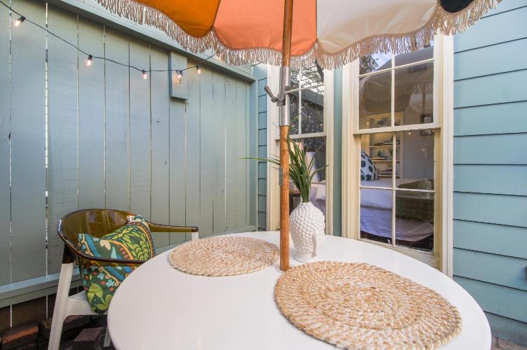 The Magnolia Retreat in Historic Savannah 1BR - B&B Savannah