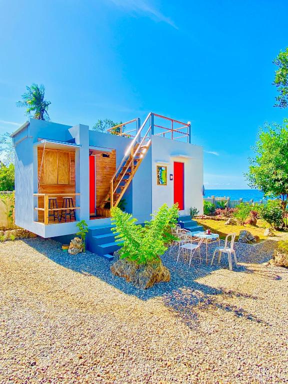 Tiny Beach House in Camotes Island-Seafront Room - B&B Esperanza