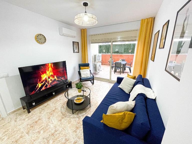 Yellow Apartment Lloret - Ferienwohnung Lloret de Mar
