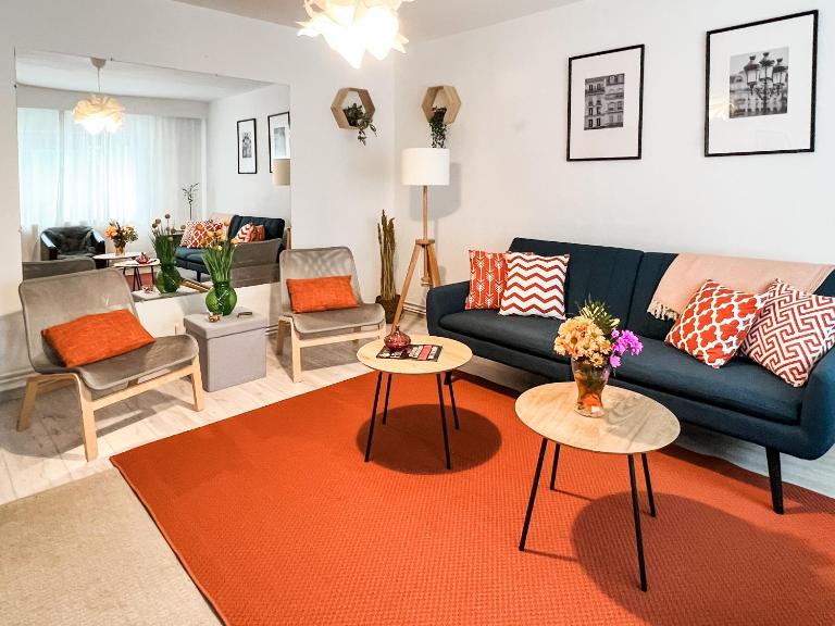 Bright and beautiful Grigorescu apartment - B&B Cluj-Napoca