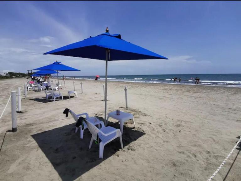 Apartamento en cartagena Boquilla vista al mar dos Hab - Chambres d'hôtes Carthagène