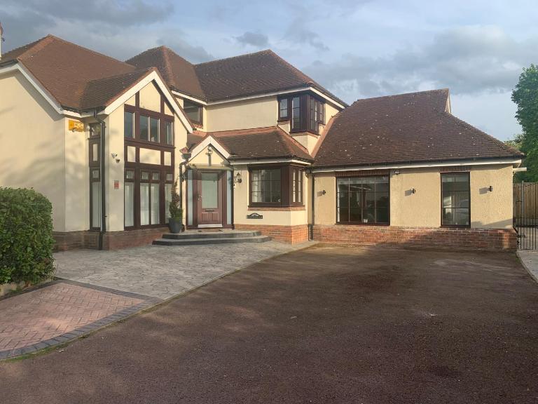 Cunningham - B&B Nottingham