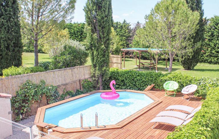 Les Romarins dans le Mas de la PERRINE entre AVIGNON LUBERON Mt VENTOUX - B&B Monteux