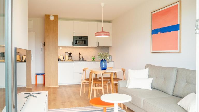 Apartament RAINBOW SurfingBird Dźwirzyno - Ferienwohnung Kolberger Deep