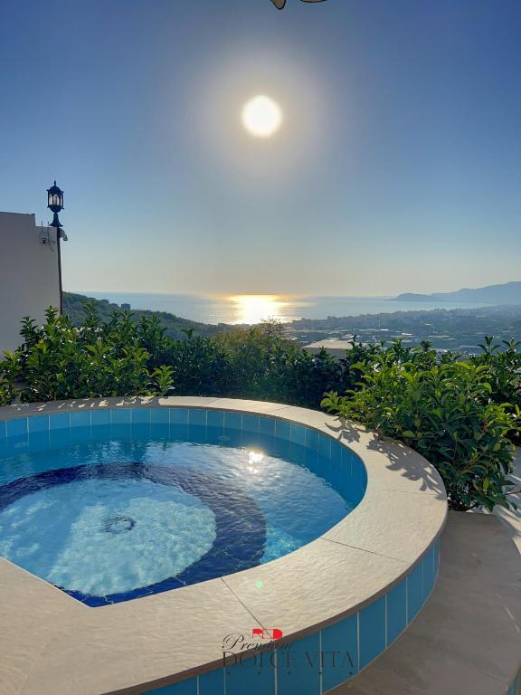 Red Premium DOLCE VITA - Chambres d'hôtes İshaklı
