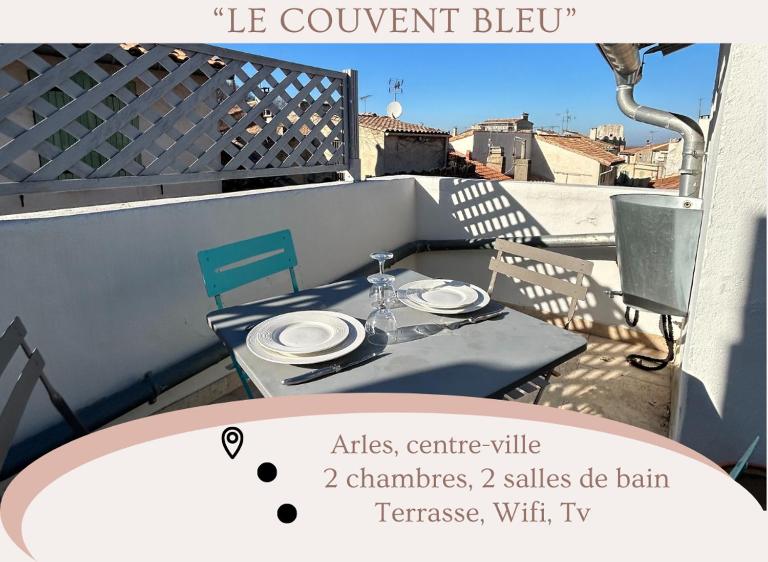 "Le couvent bleu" Arles arènes Terrasse - Bed and Breakfast Arles