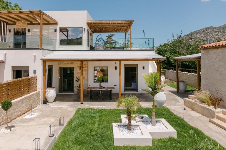 Villa Aldea - Luxury Boho Style - Bed and Breakfast Melidhónion