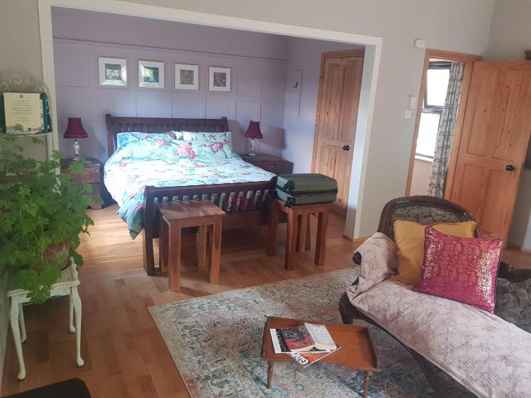 Pink Granite Garden of Ireland - B&B Tinahely
