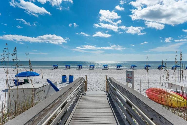 Beach Front, Family Tides 103, Free Activities Included! - B&B Fort Walton Beach