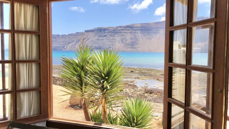 Flor de Cactus, La Graciosa - B&B Caleta de Sebo