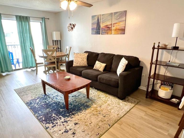 Commodore's Landing 203 - Gone Sailing, Free Activities Included! - B&B Fort Walton Beach