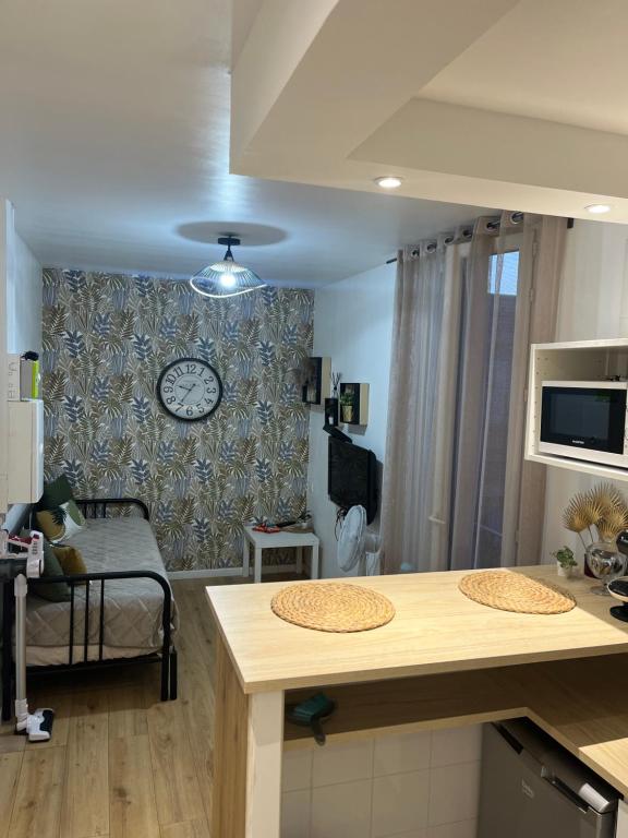 Cosy Appartement Nid de rêve - B&B Aubervilliers