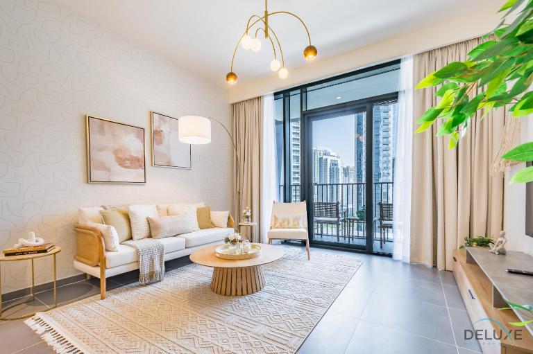 Charming 1BR Apartment in Creek Edge Tower 1, Dubai Creek Harbor by Deluxe Holiday Homes - B&B Dubai