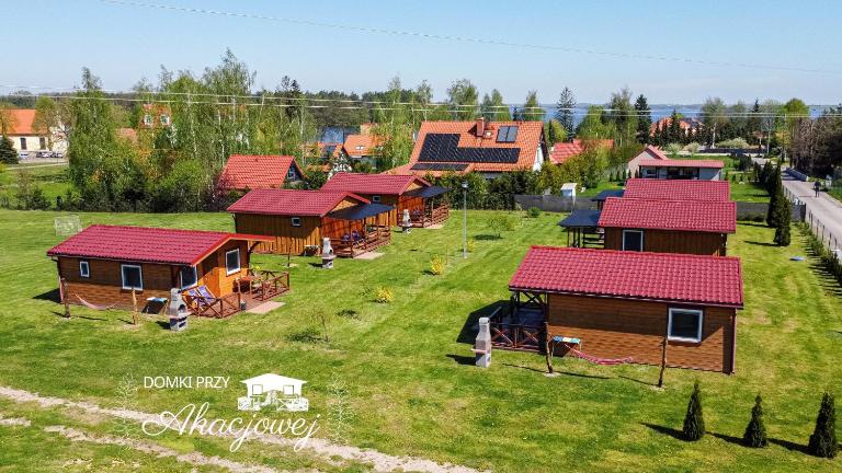 Domki przy Akacjowej - B&B Rydzewo