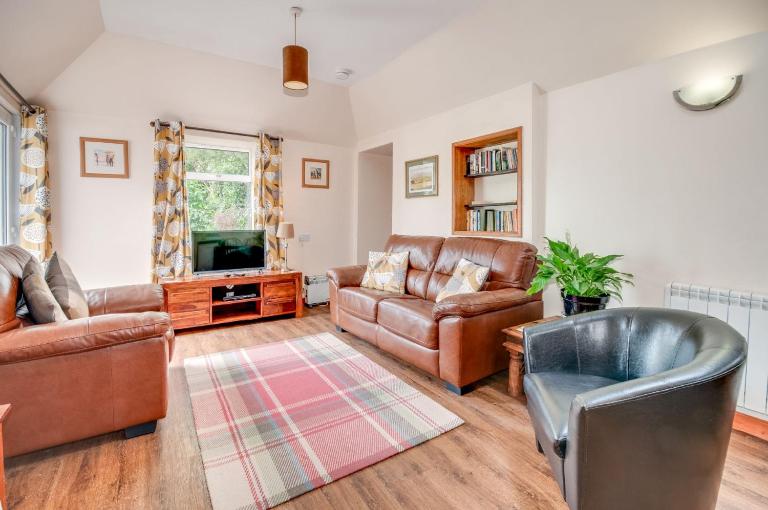 Courtyard Cottages, Garden Cottage - Bed and Breakfast Wigtown