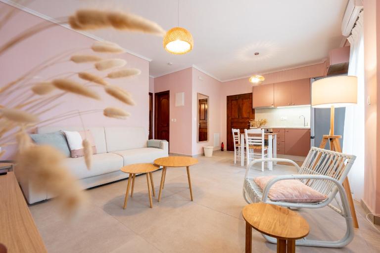 nárciso, elegant living - B&B Síviri