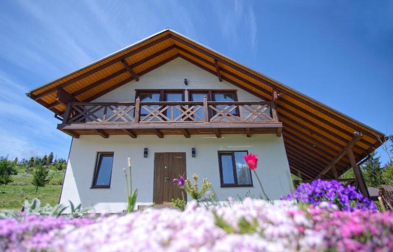 Еміліана - B&B Volosianka