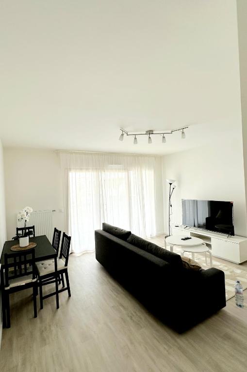 F3 Le Prague à 5 minutes de Disneyland - B&B Montévrain