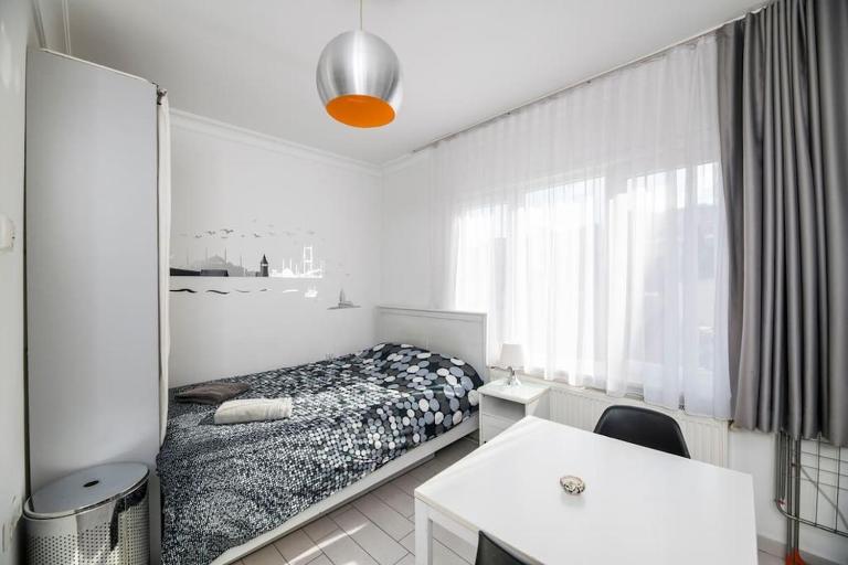 Cute 1 Room w AC 300 meters to Istiklal Street - Ferienwohnung Istanbul