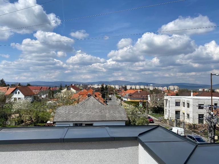 Panorama Penthouse - gyönyörű látkép a Bakonyra - B&B Veszprém