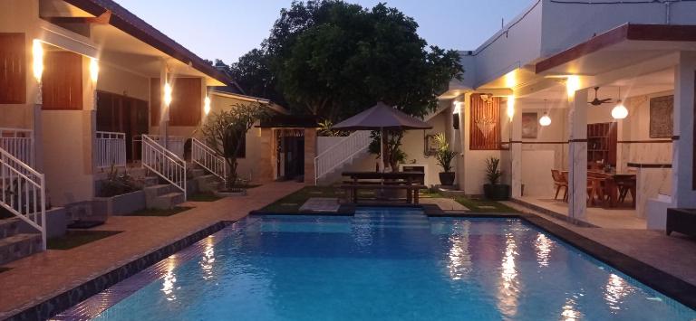 khrisna Bungalow Tulamben - Bed and Breakfast Kubu