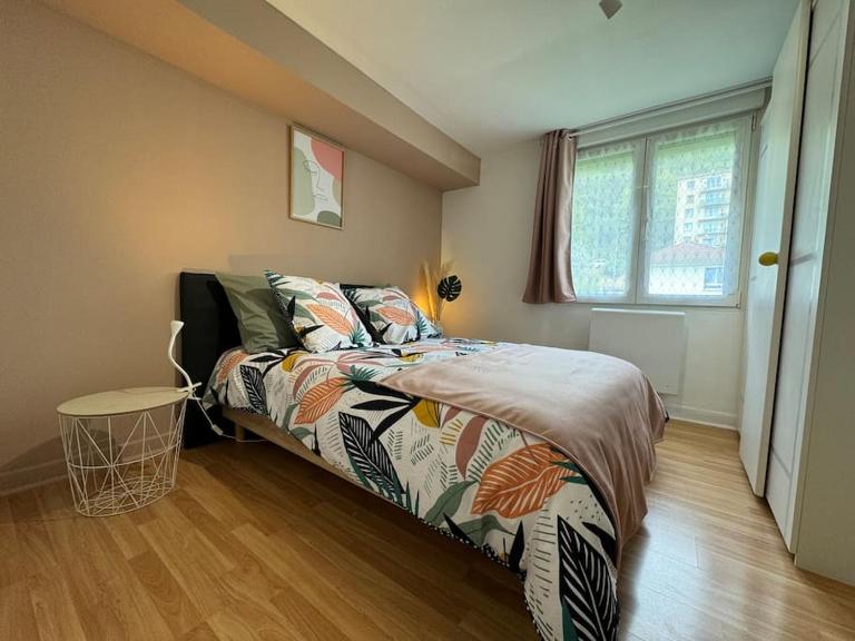 Le Sochalien - Appt 6 pers - Tout confort - Proche Peugeot - B&B Sochaux