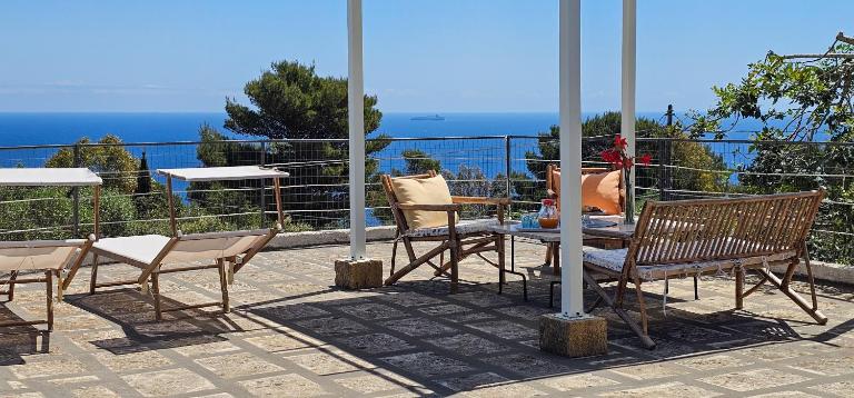 Villetta Cisina Vista Mare - Tricase Porto - Bed and Breakfast Corsano