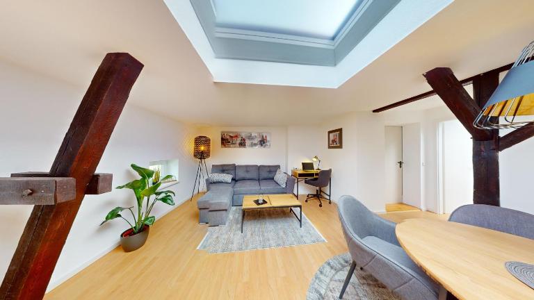 SweetHome - Luxus Apartment auf 2 Etagen - Chambres d'hôtes Magdebourg