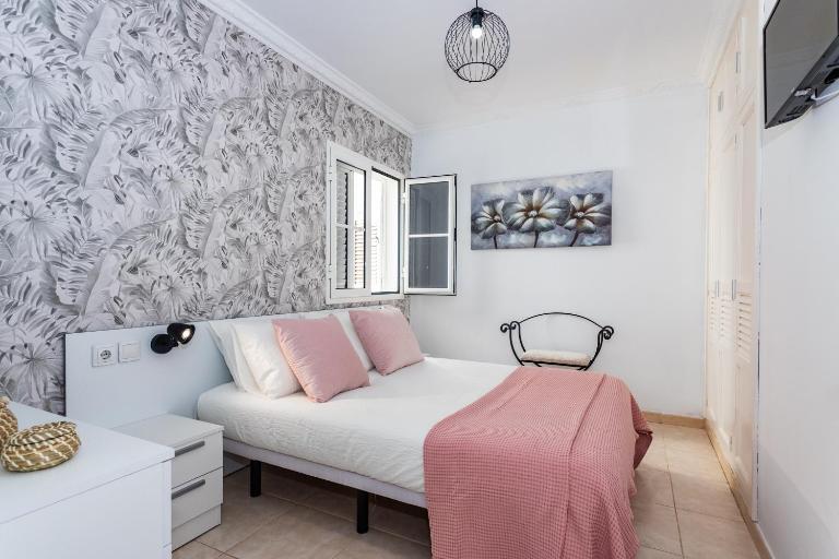 Casa Fayna Solarium con jacuzzi y barbacoa - Chambres d'hôtes Arrecife