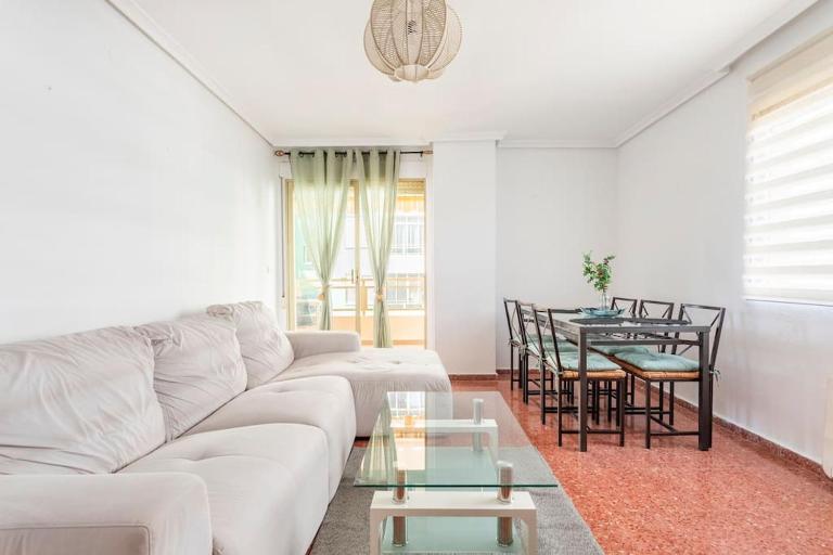 Villamar ,ACC, playa wifi y garaje - Bed and Breakfast Cullera