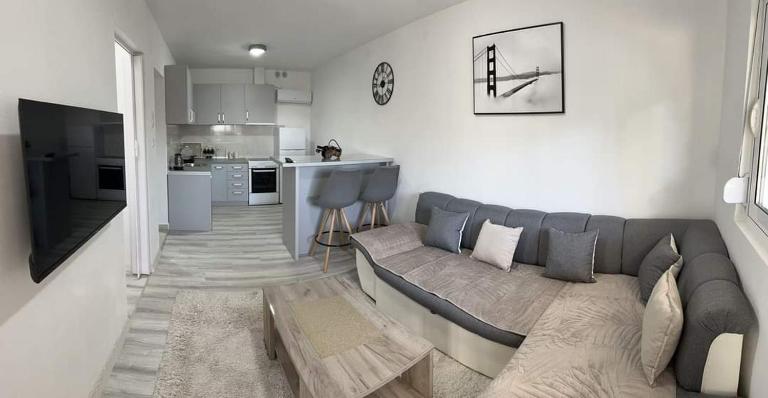 Apartment Simon - Bed and Breakfast Bar