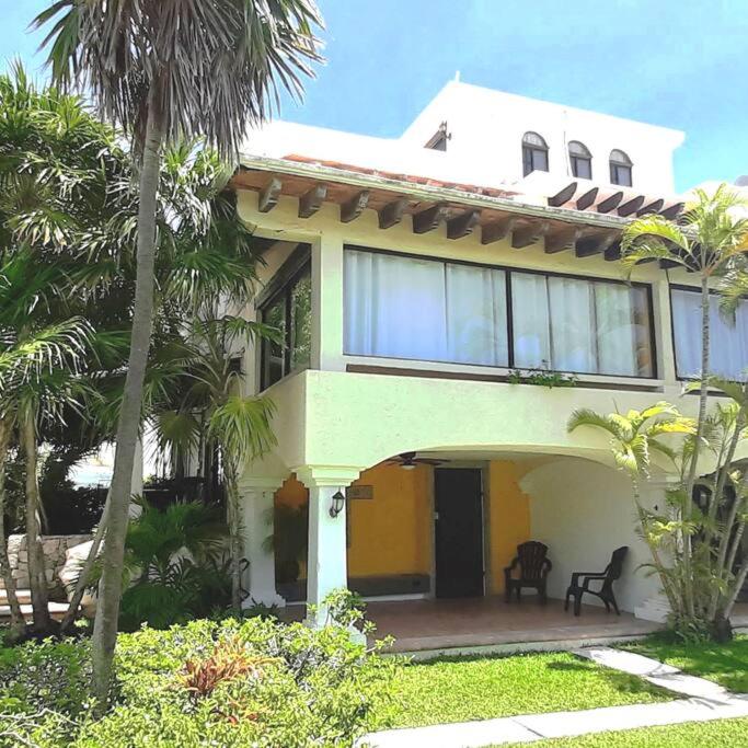 Casa Yoyita a un paso de la mejor playa de Cancun - Ferienwohnung Cancún