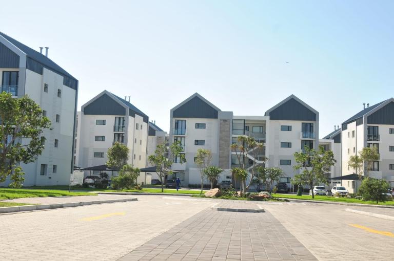 Contemporary Home @ BellaMare - B&B Port Elizabeth